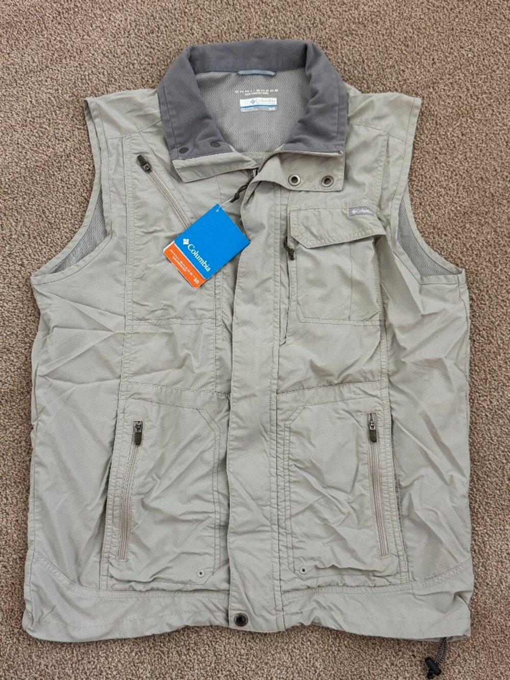 COLUMBIA Silvder Ridge Travel Vest - tan - Medium